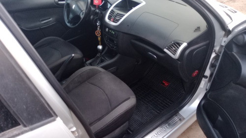Peugeot 207 1.6 Xt