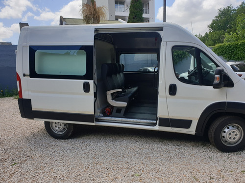 Imagen 8 de 20 de Citroen Jumper 2.2 435 L2h2 Hdi 130 Mt6