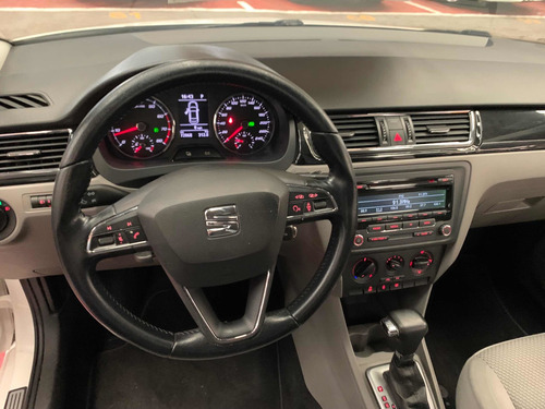 Imagen 10 de 13 de Seat Toledo 1.4t Style Aut Ac 2015