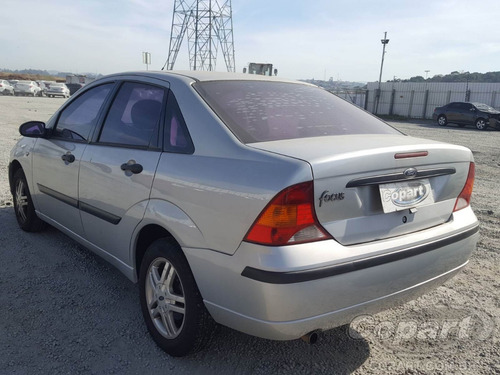 Imagem 1 de 10 de Sucata De Ford Focus Sedan 2.0 - Motor Câmbio Peças