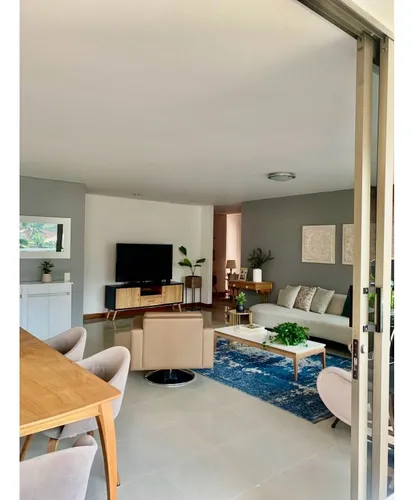 Apartamento Para La Venta En Medellín Poblado