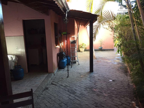 Imagem 9 de 30 de Sobrado Residencial À Venda, Arujá Country Club, Arujá - So0229. - So0229