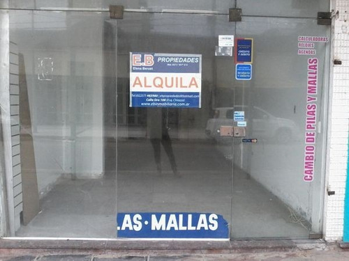 Imagen 1 de 4 de Local En Alquiler Sobre Chiozza (sujeto A Disp. Sanitarias)