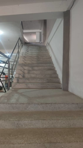 Imagen 12 de 18 de Edificio La Atlantida, Alquiler