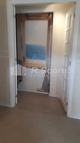 Imagem 14 de 15 de Lindo Apartamento, Vazio, 02 Quartos - Vvap20706