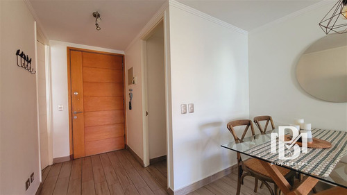 Departamento En Venta De 2 Dorm. En Las Condes