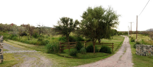 Lotes Falda Del Carmen Desde 3700 M2 -  Increíble Barrio De Montaña