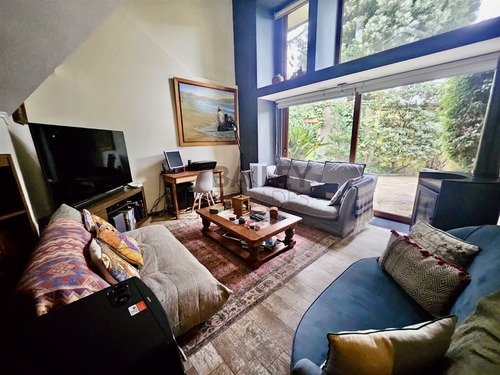 Casa En Venta De 6 Dorm. En Bosques De Montemar, Concón