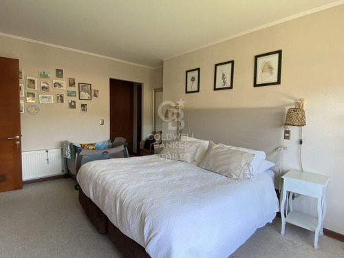 Fundo El Venado, Con Amplio Jardin Y En Condominio