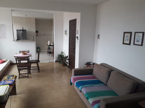 Apartamento 2/4 Rio Vermelho Ssa/ba