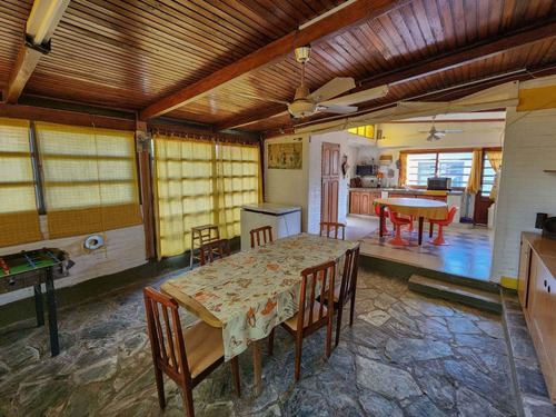 Imagen 9 de 21 de Casa En Venta En Ramallo 4 Dormitorios, Cordoba 44