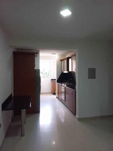 Imagen 3 de 27 de Apartamento En Los Mangos Valencia, 100% Planta Res. Alameda Daniela J