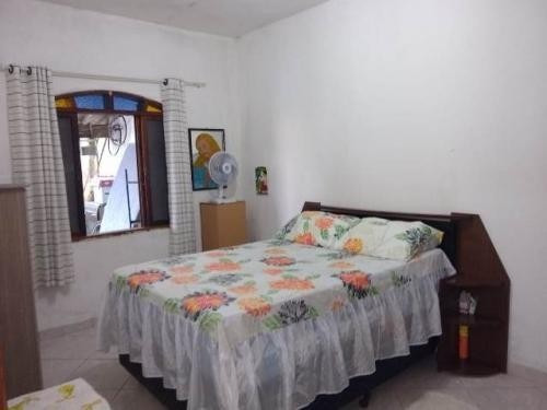 Casa Com Terreno Amplo Para Financiamento Bancário-itanhaém