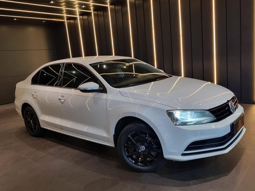 Volkswagen Jetta Trendline 1.4 TSI 16V 4p Automático.