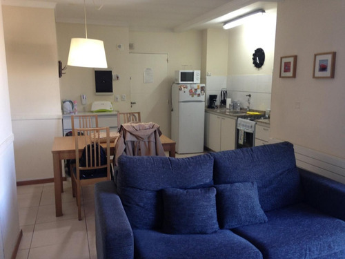 Imagen 1 de 6 de Nva Cba Venta Departamento 1 Dormitorio Amoblado Con Cochera Fte Patio Olmos