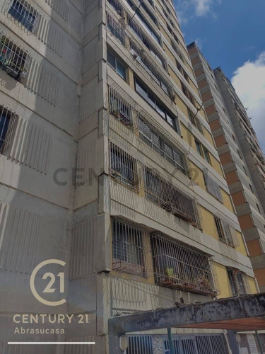 Apartamento En Alquiler Conjunto Residencial Las Churuatas