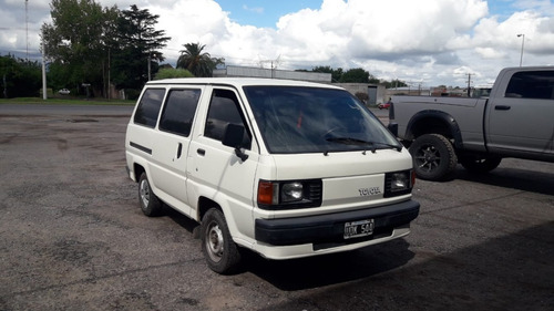 Toyota Lite Ace 1986 7 Asientos Muy Bueno