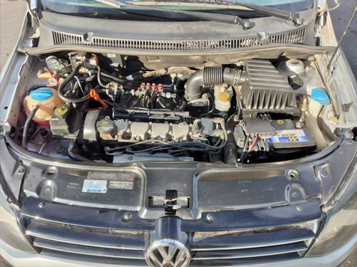 Volkswagen Suran 1.6 Comfortline (l10) 2011 Nafta / Mendoza