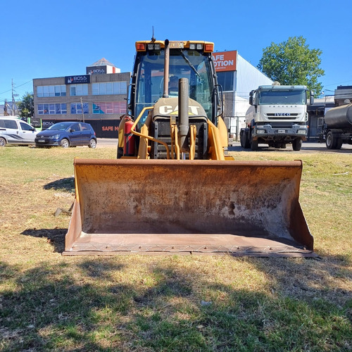 Retroexcavadora Caterpillar 420e