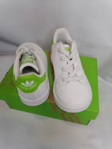 Tenis stan cheap smith bebe