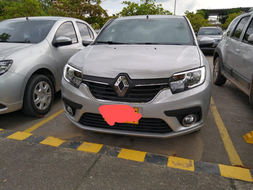 Renault Logan 1.6 Expression / Life +