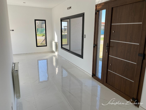 Casa A La Venta En Canning