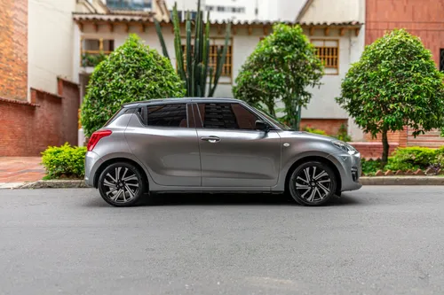 Suzuki Swift Hibrido Autorecargable 2022