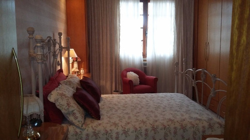 Casa Em Espírito Santo Com 3 Dormitórios - Lu260663