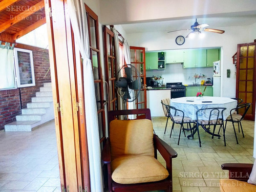 Imagen 9 de 25 de Casa En Venta De 2 Dormitorios En Rosario