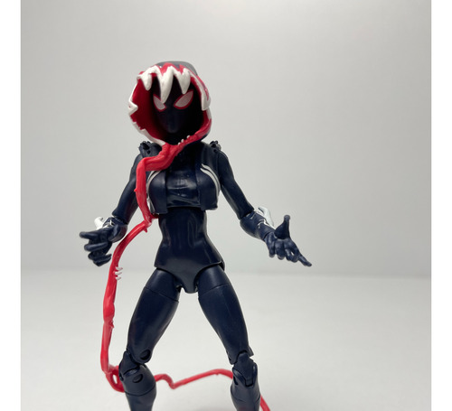 Ghost Spider Figura Completa Marvel Legends Venom: Venompool