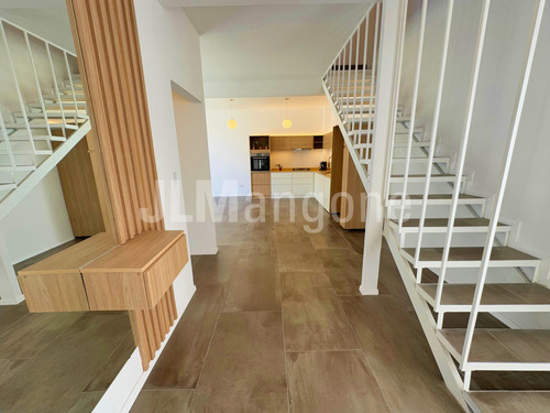 Casas 4 Amb Con Piscina, Cochera Y Parque, A Estrenar