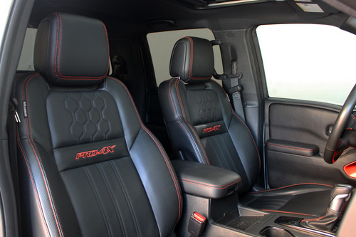 Nissan Frontier 3.8 V6 Pro-4X 4Wd At