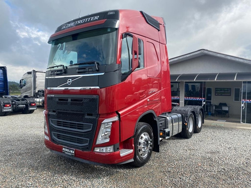 Imagem 3 de 19 de Volvo Fh 540 6x4 Globetrotter Ano 2021 Traçado Bordo