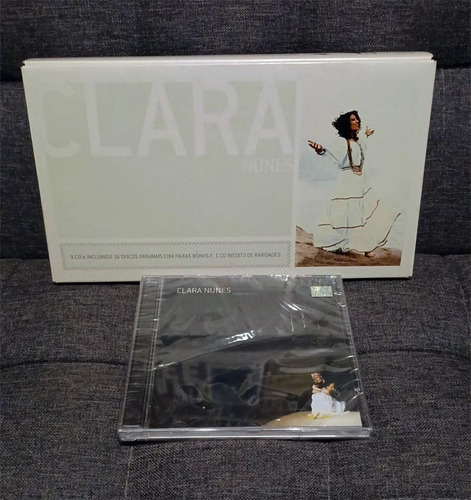 Clara Nunes - Clara - Box Raro Com 9 Cds Lacrados - Novos! (Usado)