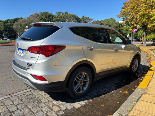 Hyundai Santa Fe 2.4 Seguridad 7as 6at 2wd
