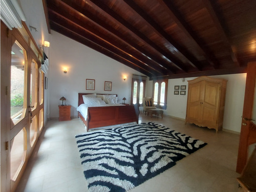 Se Vende Casa 550m2 La Lagunita Country Club 8699