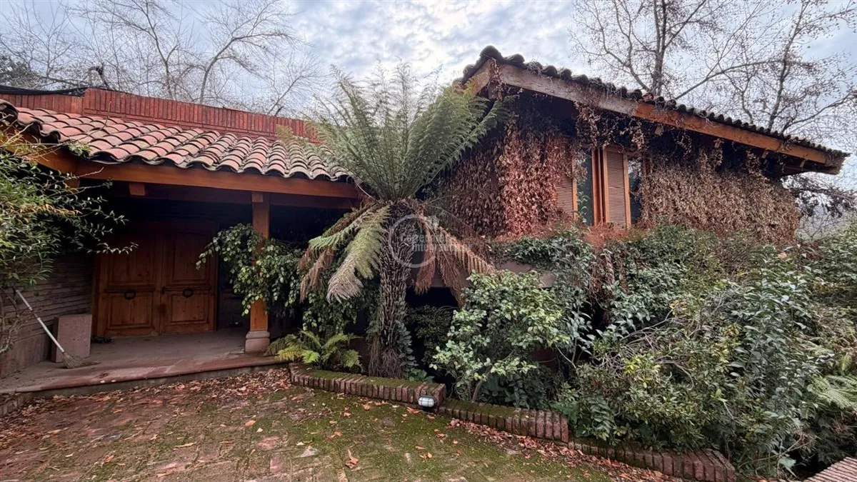 Imagen 4 de 15 de Casa En Venta De 5 Dorm. En Lo Barnechea