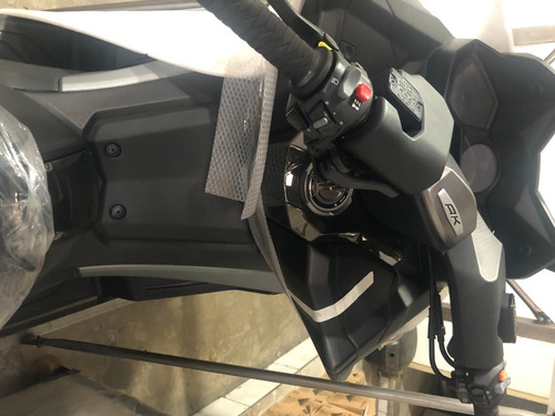 Imagem 5 de 7 de Kymco Ak 550 I Abs 2023 0km