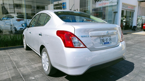 Imagen 3 de 10 de Nissan Versa 2018 1.6 Sense At