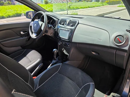 Renault Stepway 1.6 Intense Automática
