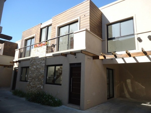 Venta Duplex 3 Ambientes Con Cochera - Lujan Centro