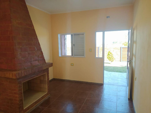 Imagen 2 de 23 de Vendo Casa General Alvear