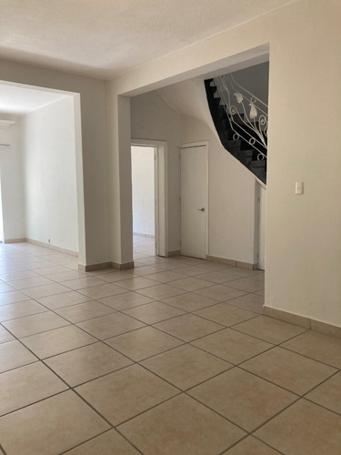 Imagen 4 de 14 de Rento Casa En Colonia Nápoles Excelentes Espacios