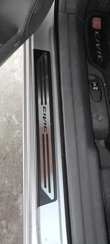 Cubre Zócalo Protector Vw Up 4 Puertas Acero Inox.