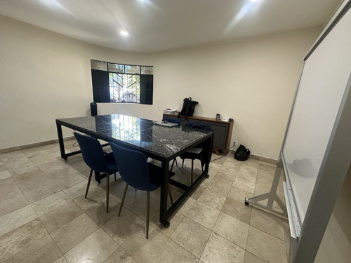 Roma Excelente Casa Con Uso De Suelo Ideal Para Oficinas!