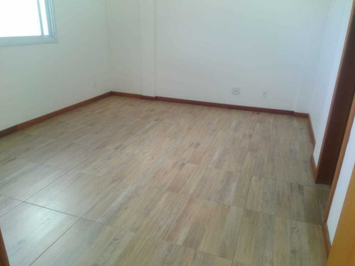 Imagem 20 de 25 de Cobertura Duplex Com 03 Quartos E 02 Suites!!!! - 2000359