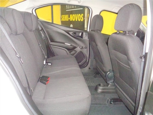 Fiat Cronos 1.8 E.torq Flex At6