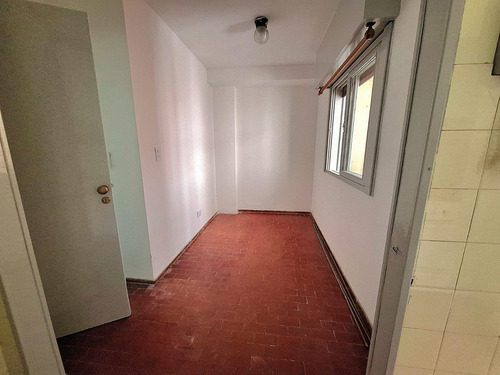 Oroño 213 Piso 1