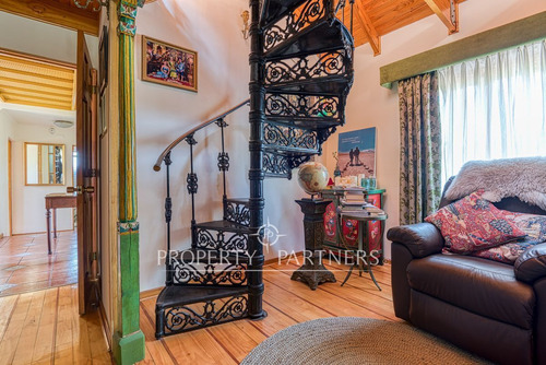 Casa 7 Dormitorios En 1300 M2 De Terreno, Gran Qui...