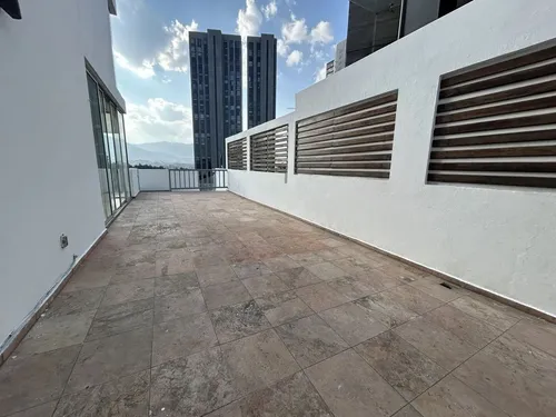 ¡vive Con Estilo En Interlomas! Renta Increíble Casa